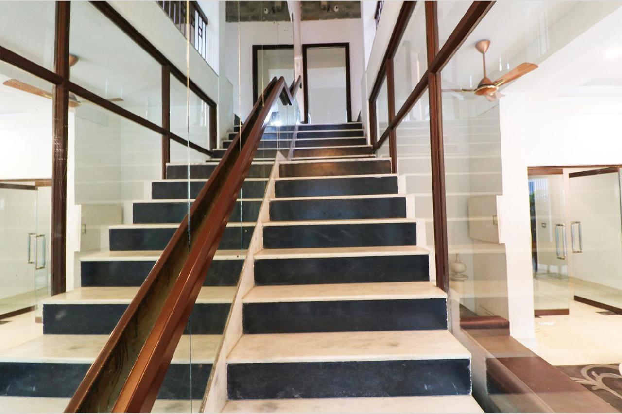 Hotel Bel Morris New Delhi Exterior foto