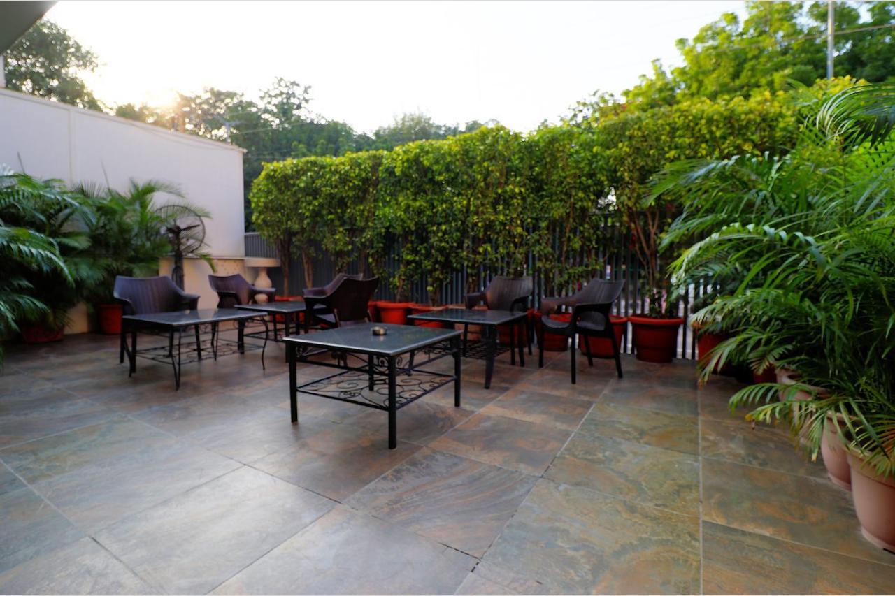Hotel Bel Morris New Delhi Exterior foto